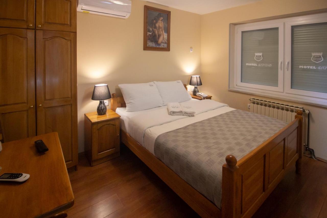 Motel Atos Laktaši Exteriör bild